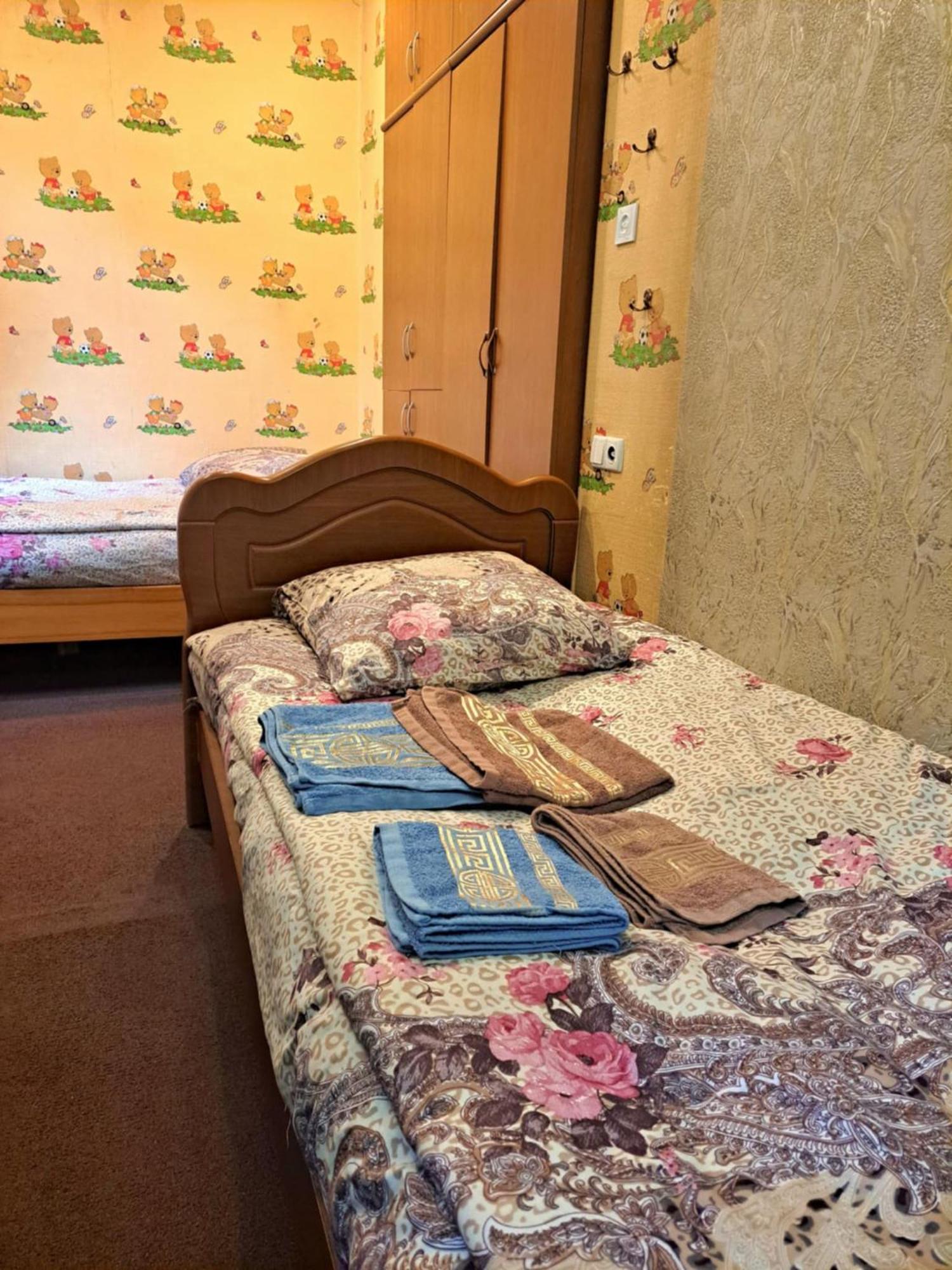 Apartment On Leonidze 18 Tbilisi Esterno foto